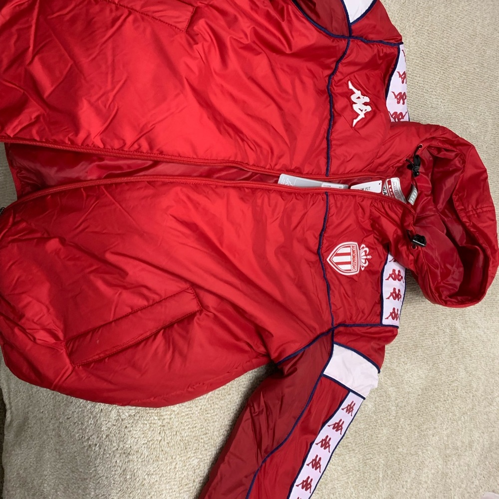 Kappa jacket brand new with tags Size L but fits like a M.